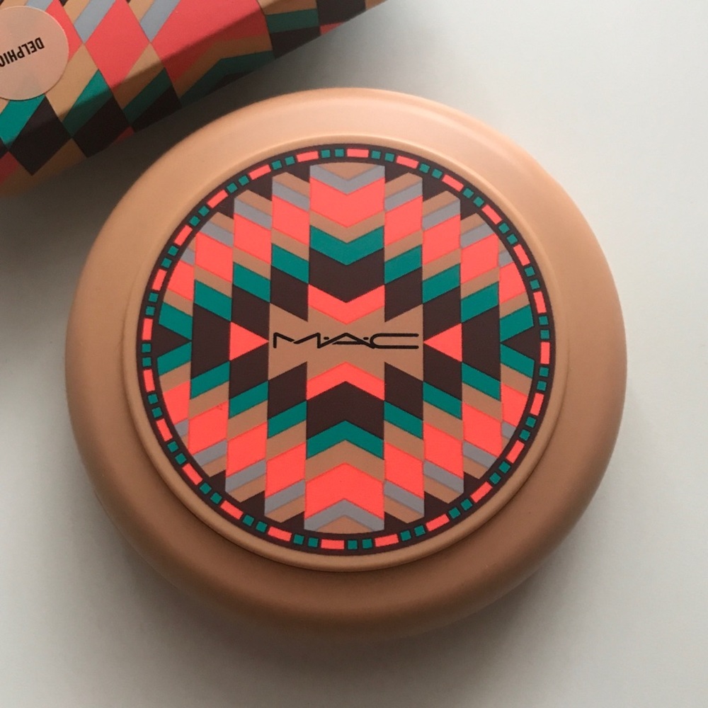 MAC Limited Edition Studio Sculpt Bronzing Powder